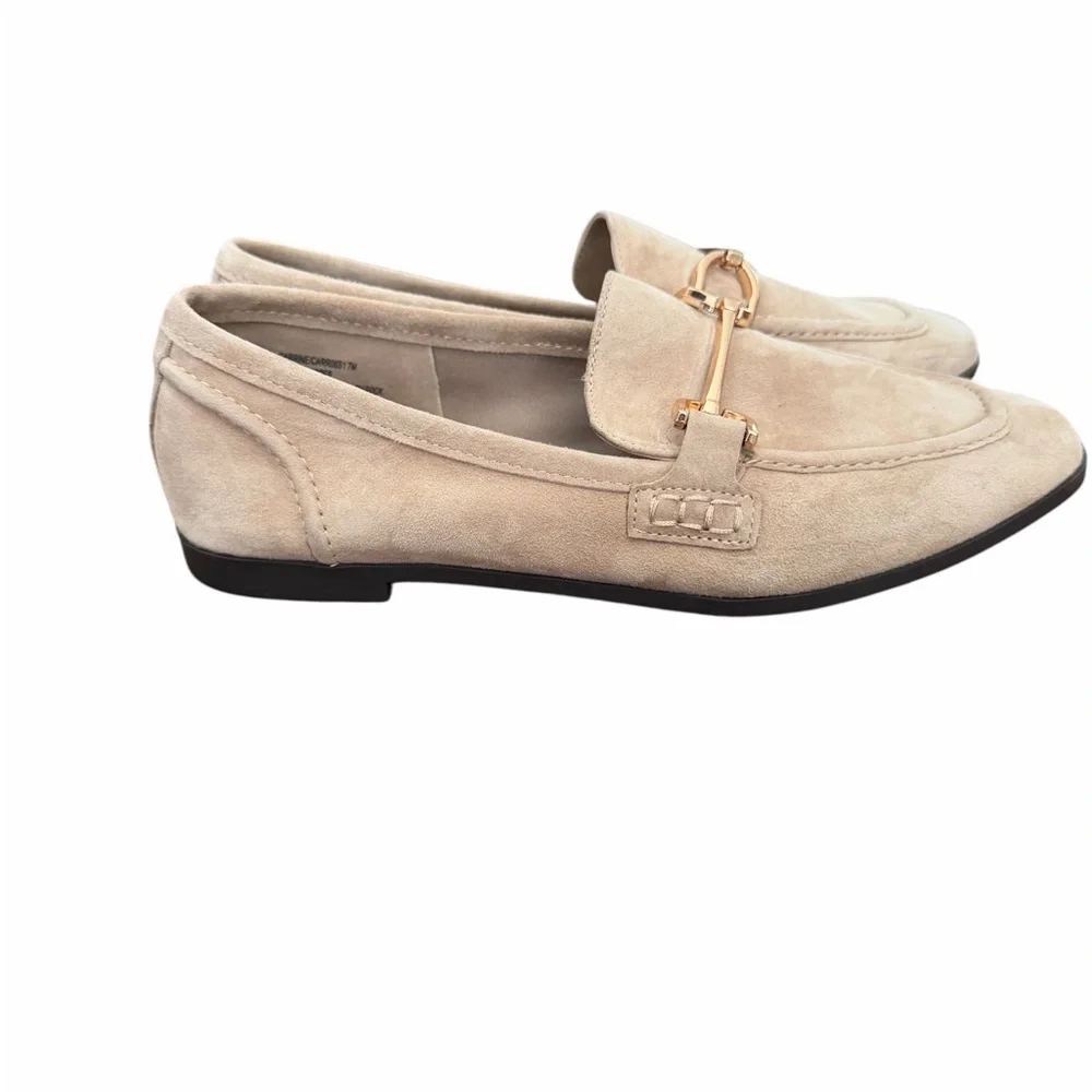 Steve Madden‎ Tan Loafers with Gold Accent